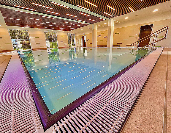 Schwimmbad_3.jpg 